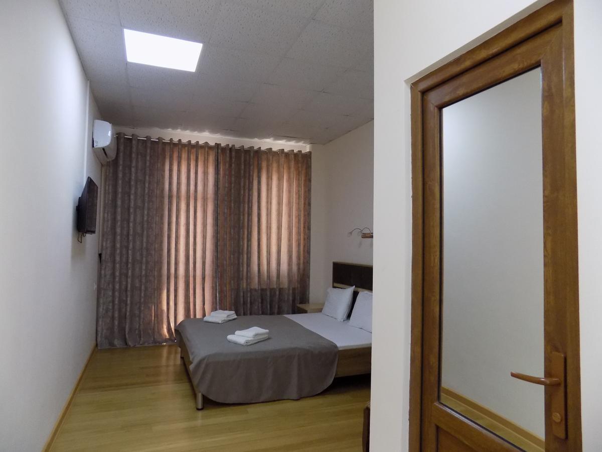Hotel Mars Zugdidi Dış mekan fotoğraf
