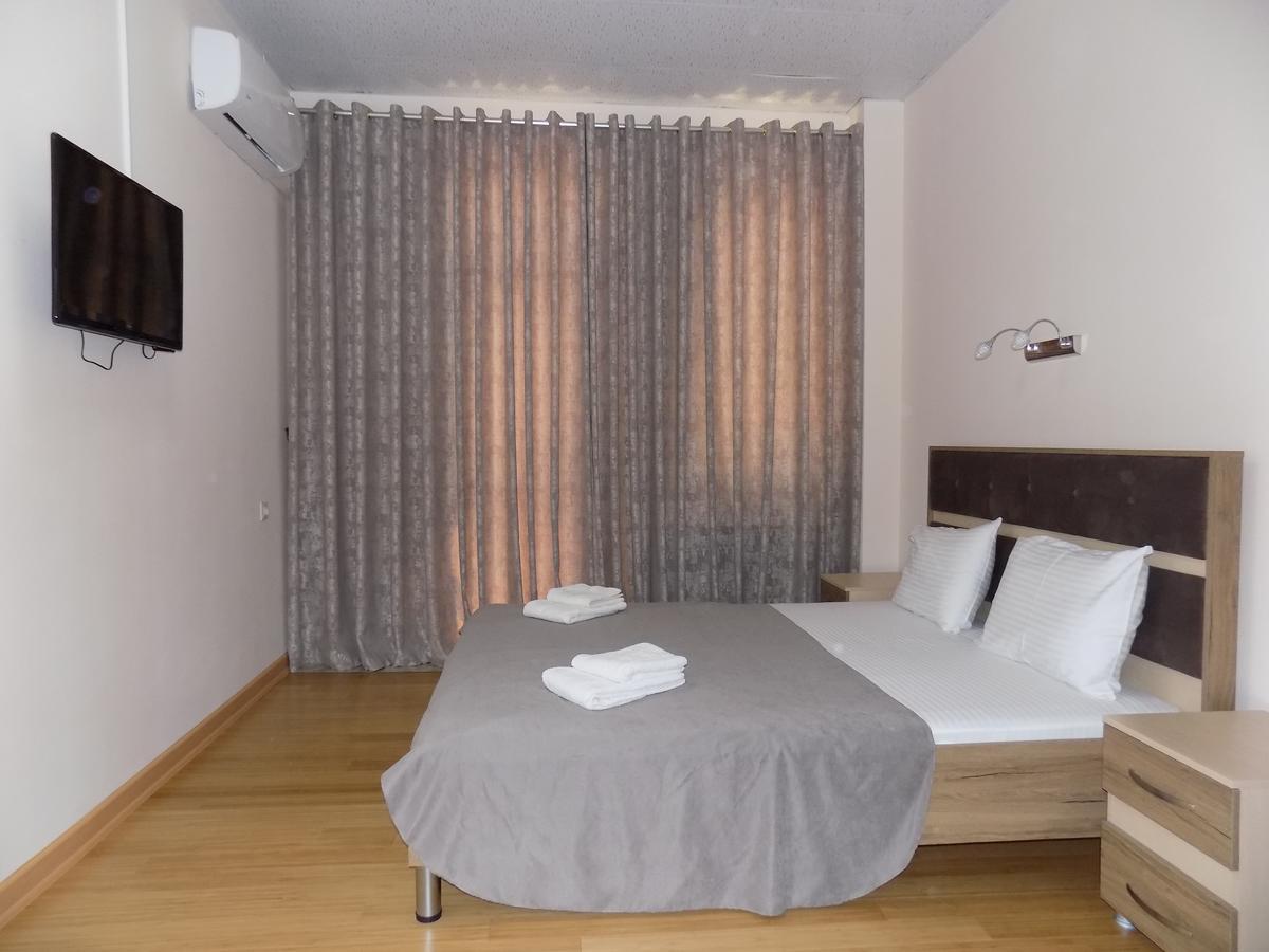 Hotel Mars Zugdidi Dış mekan fotoğraf